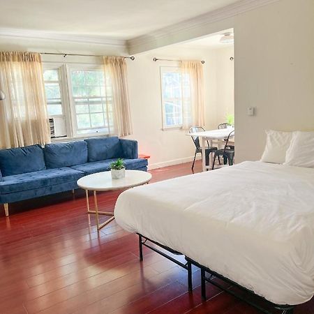 Charming Century City Condo Los Angeles Dış mekan fotoğraf